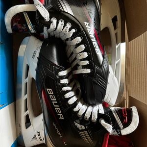 Bauer Vapor X4 Ice Hockey Skates - Black and Red